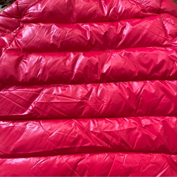 Moncler Red Puffer Kids - Picture 12 of 15